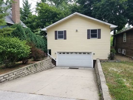 807 N Park Rd, Round Lake, IL 60073