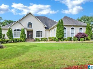 1301 Stratford Ct, Morris, AL 35116