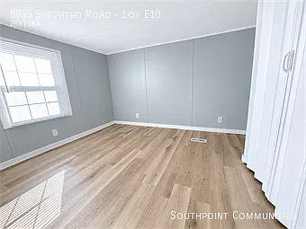 2 bed, 696 sqft, $899 — Photo 4