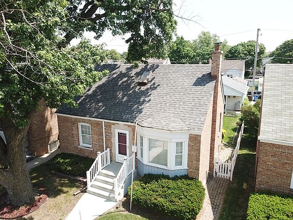2nd image of 10831 S Kedzie Ave