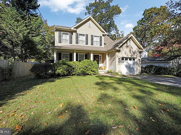 5th image of 11 Evergreen Rd