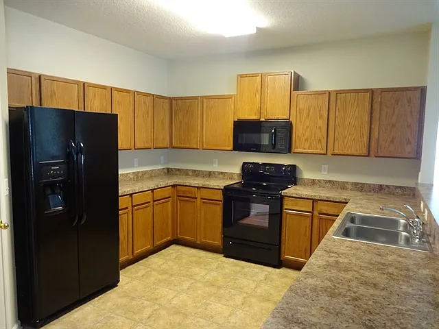 12107 Hayden Lakes Cir — Photo 4