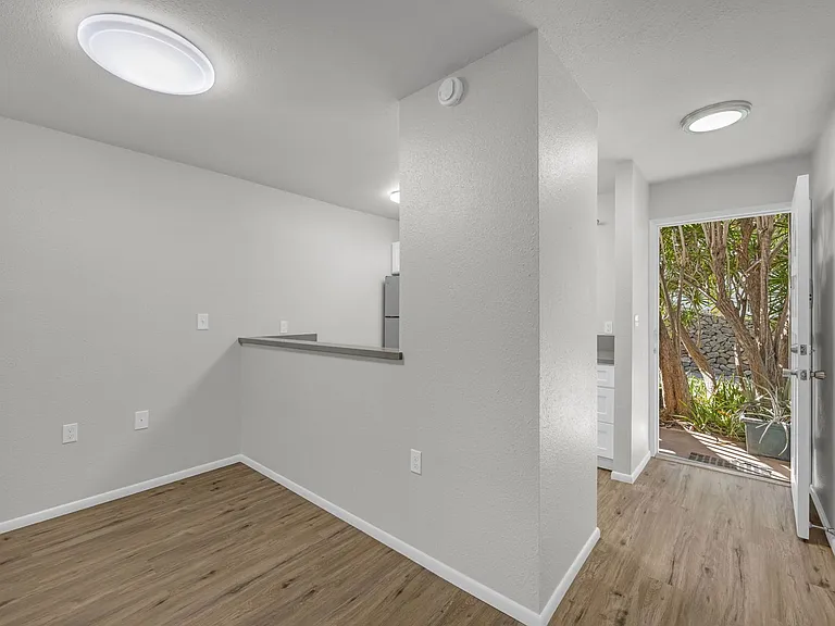 160 Keonekai Rd #27-105 — Photo 5