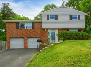 290 W View Ave, Pittsburgh, PA 15229