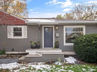 1414 Cambridge St, Hopkins, MN 55343