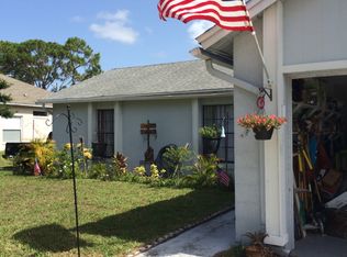 976 Slocum St NW, Palm Bay, FL 32907