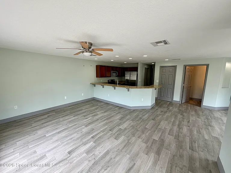 915 Twisting Branch Ct — Photo 9