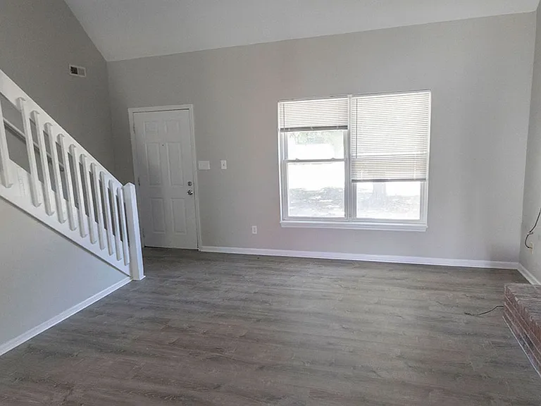 3603 Hermitage Rd — Photo 4