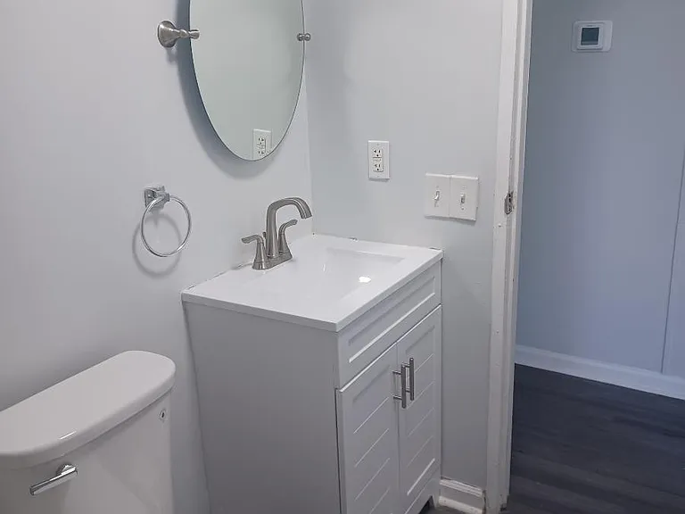 1611 Underwood St — Photo 2