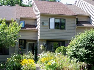 9 Golfside Cir, Canandaigua, NY 14424