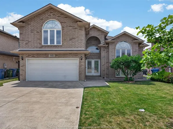 3121 Troup Cres, Windsor, ON N8R 0A3
