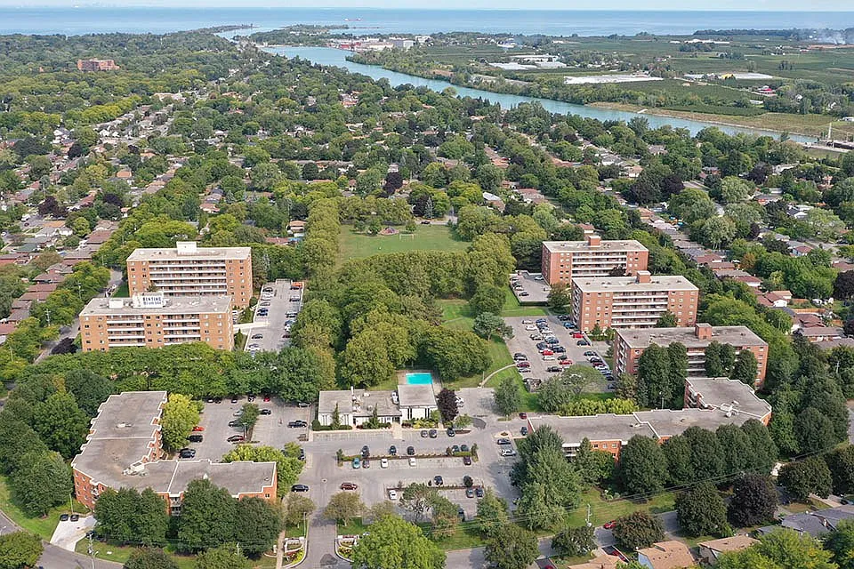 St. Lawrence Village — Photo 3