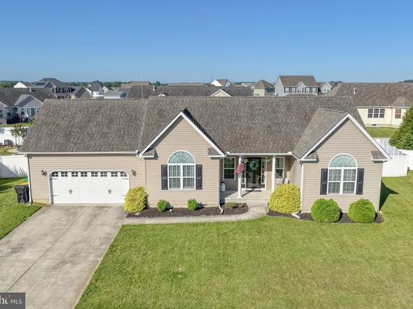 78 Weatherstone Ln, Felton, DE 19943