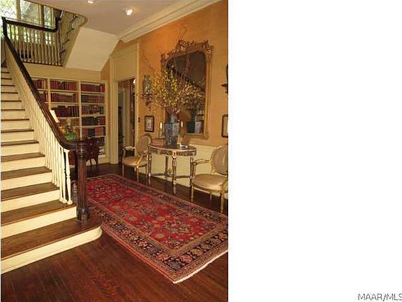 3rd image of 1707 S Perry St