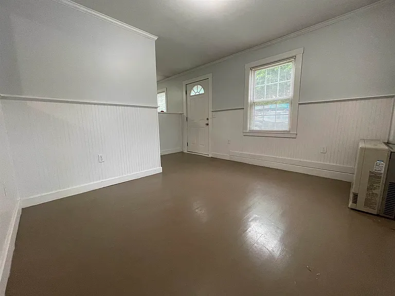 28 Boush St — Photo 11