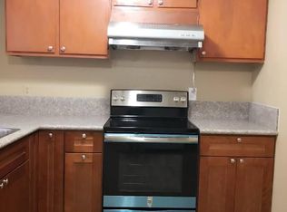 2126 9th St APT B, Sacramento, CA 95818