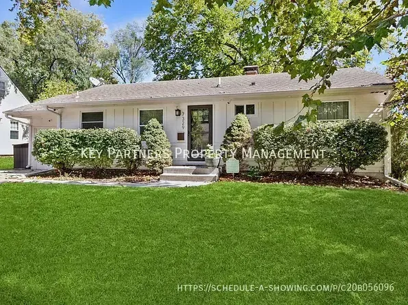 7329 Ash St, Prairie Village, KS 66208