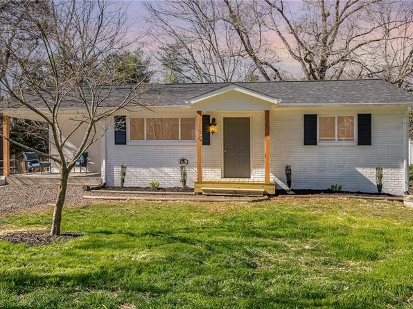 374 Davie Academy Rd, Mocksville, NC 27028