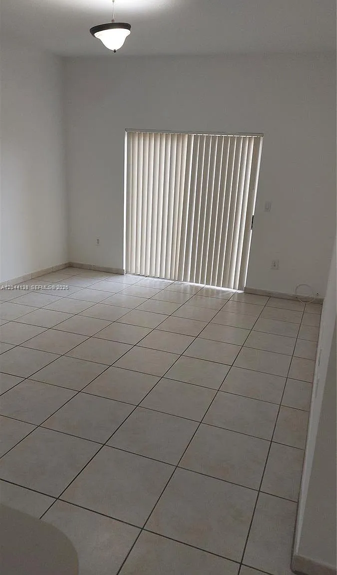 Palm Gardens At Doral Con — Photo 2
