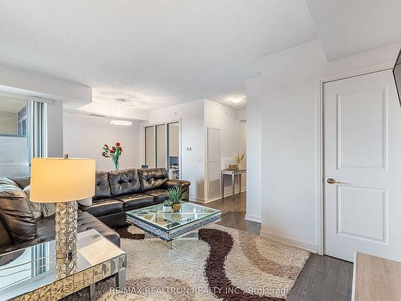 4th image of 9205 Yonge St Unit 501