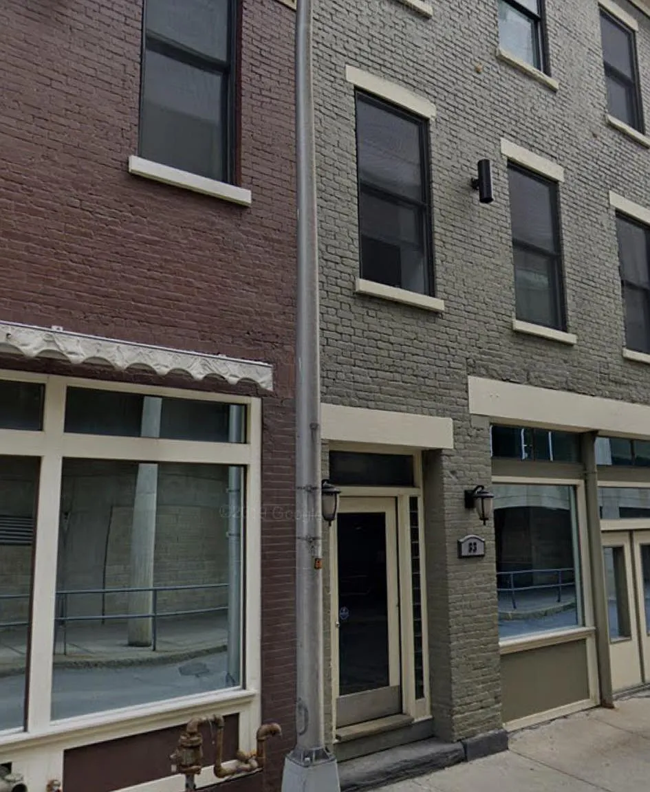 87 Beaver St — Photo 2