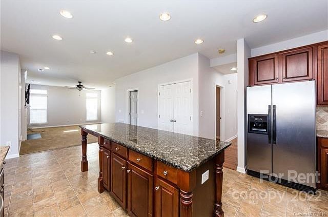 1st image of 2143 Southridge Dr