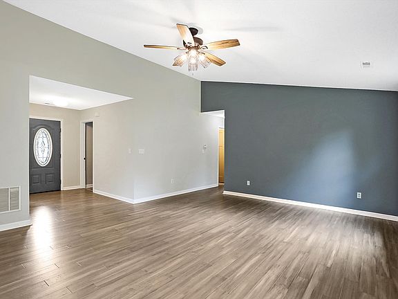 4th image of 17734 Sanibel Cir