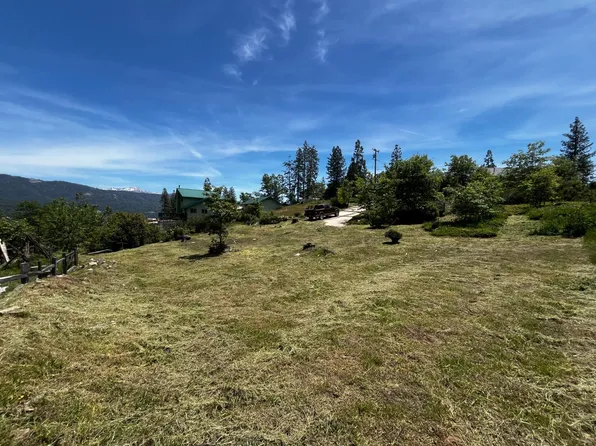 52861 Cedar Dr, Oakhurst, CA 93644