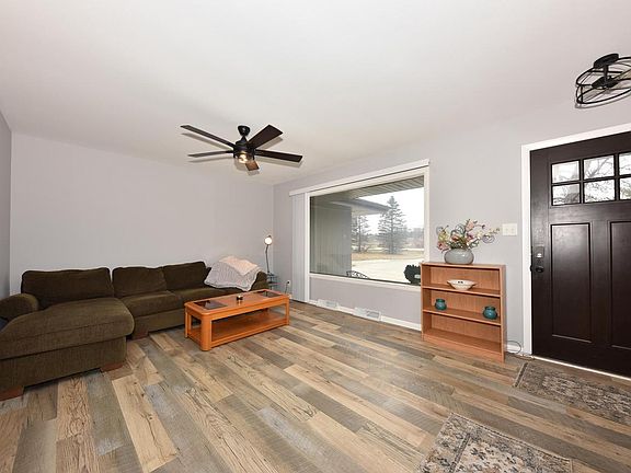 2nd image of N28W24239 Watertown ROAD