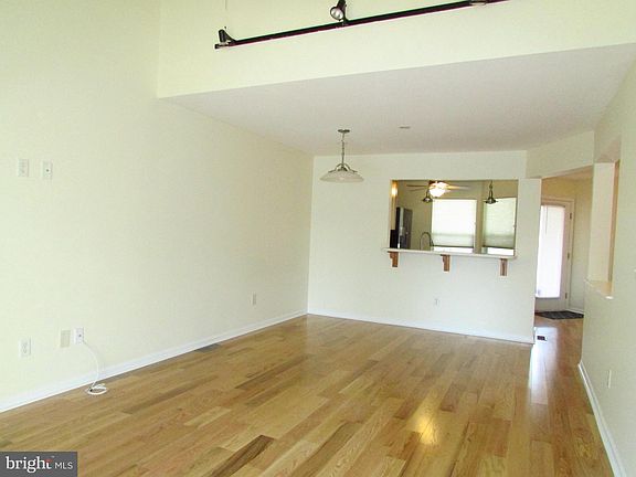 4th image of 136 Teal Dr Unit 6