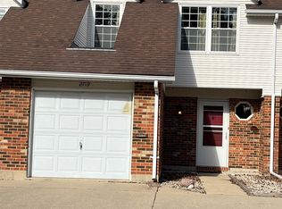2719 Dartmouth Dr, Springfield, IL 62712