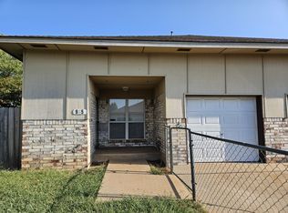 945 SW 98th St, Oklahoma City, OK 73139