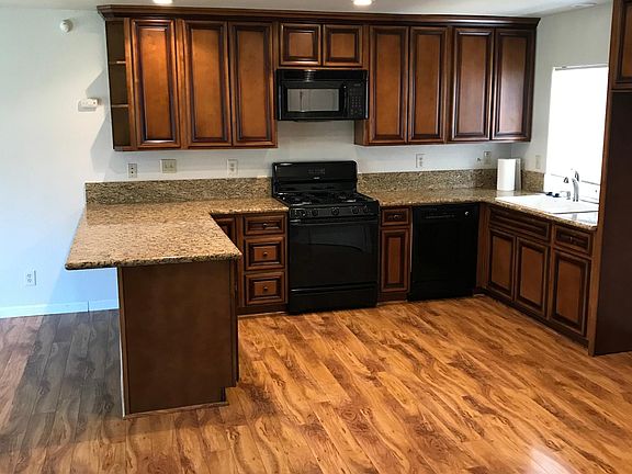 4th image of 9451 Fort Worth Way
