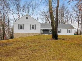 29 Vandewater Dr, Wappingers Falls, NY 12590