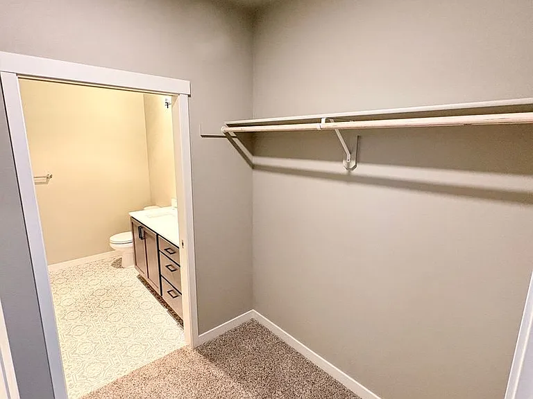 Introducing Dry Canyon Redmond's newest Luxury Apartments — Photo 93