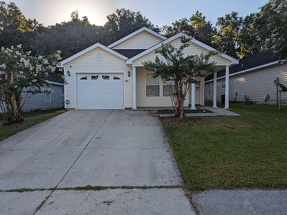 2nd image of 1421 Crescent Hills Dr