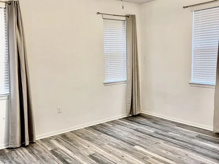 4356 Turnworth Arch — Photo 7
