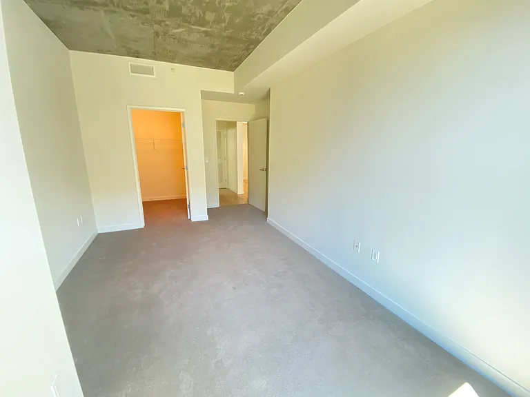 311 2nd St #410 — Photo 16
