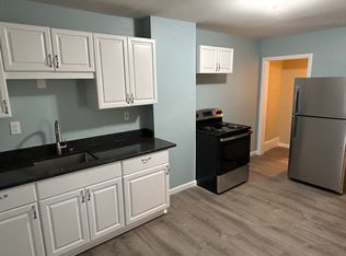 29 Dartmouth St #2L, Pittsfield, MA 01201