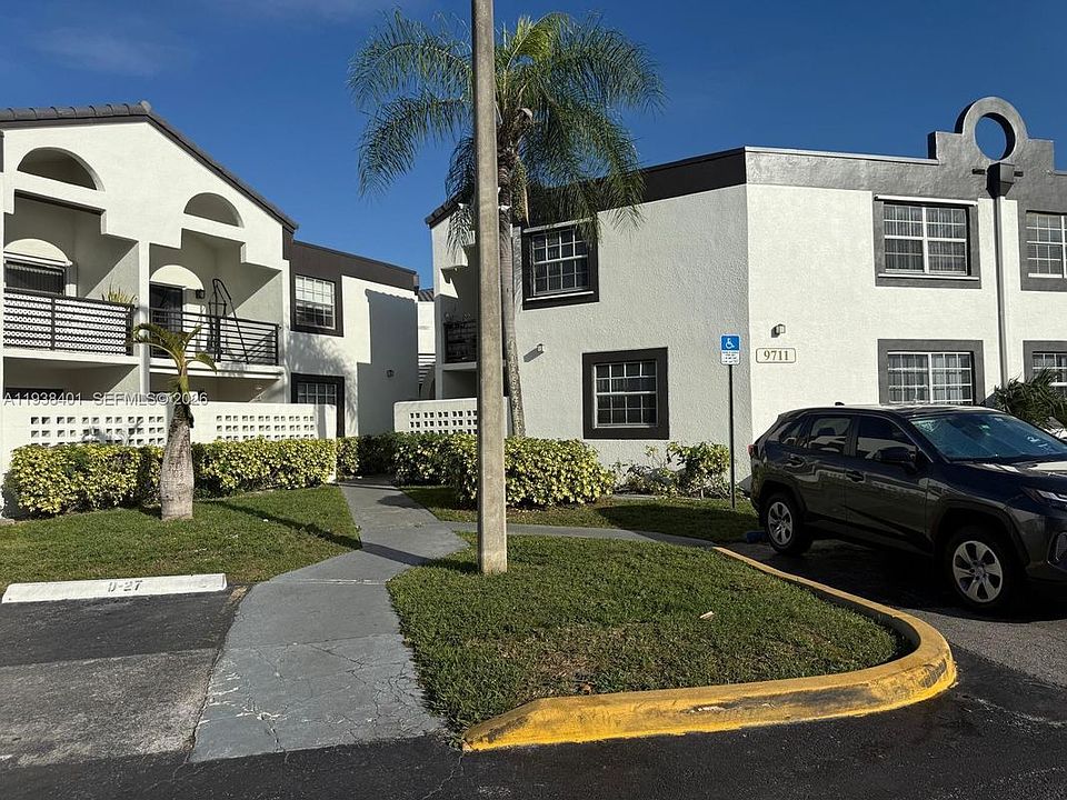 2nd image of 9711 Fontainebleau Blvd #D212