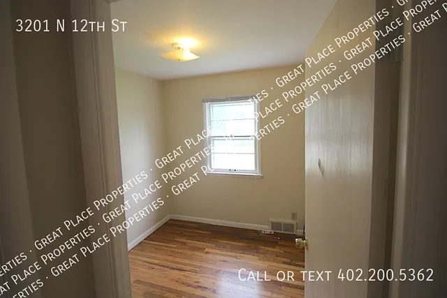3201 N 12th St — Photo 14