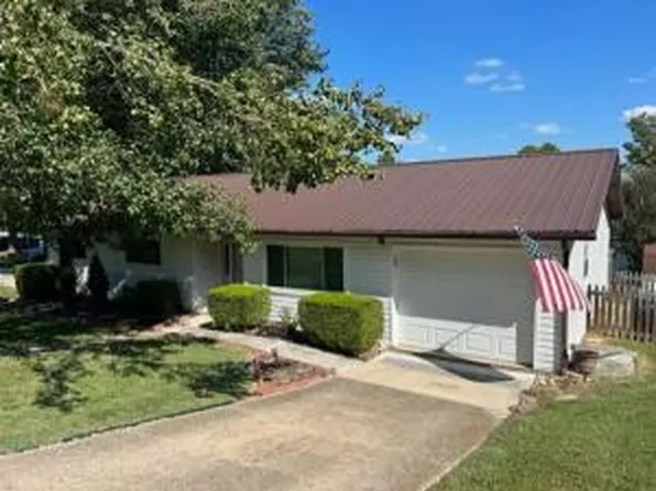 201 Mockingbird St, Harrison, AR 72601
