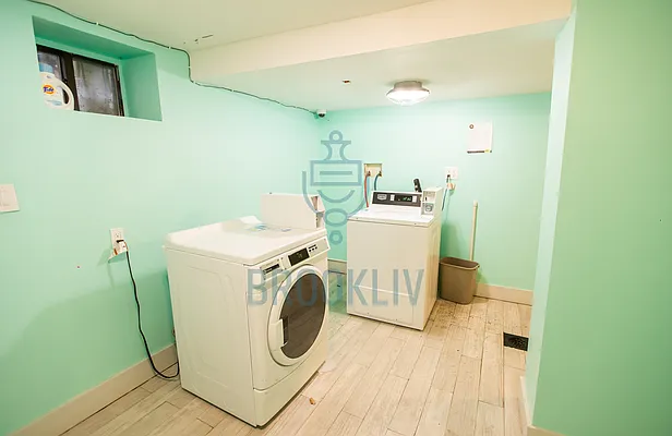 Rented by null | media 30