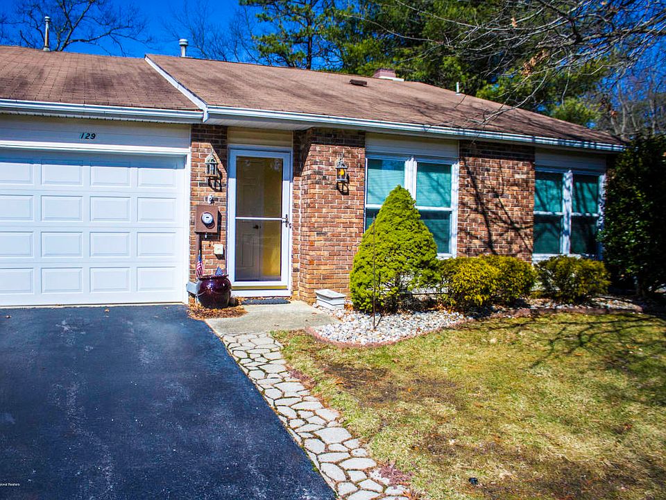 1st image of 129 Arden Ct