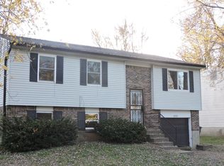 9443 English Oak Dr, Indianapolis, IN 46235
