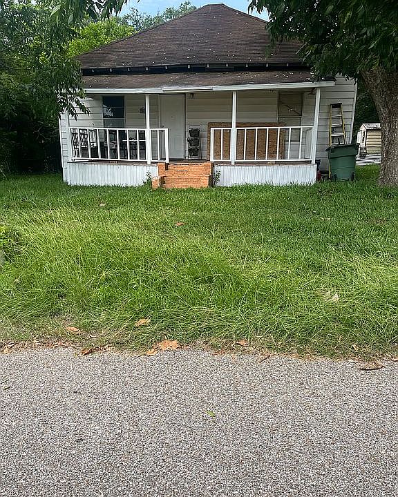 1st image of 348 Bingham Ave
