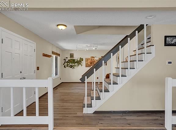 3rd image of 3171 Westcliff Dr W