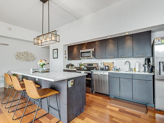 3rd image of 603 N American St APT 301