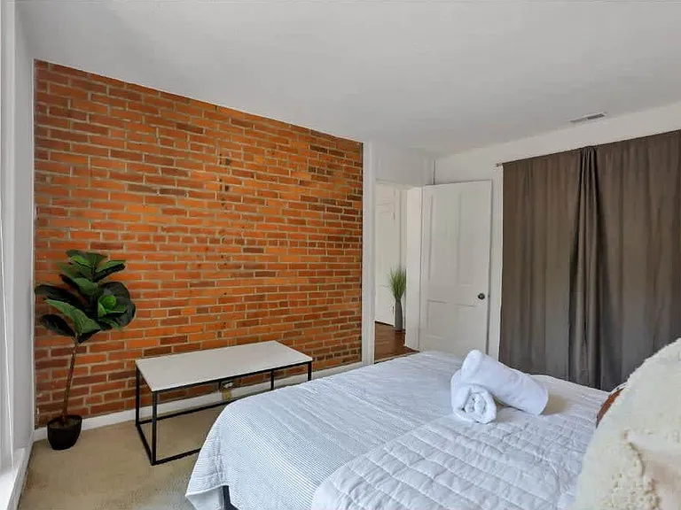 82 Price Ave #C — Photo 33