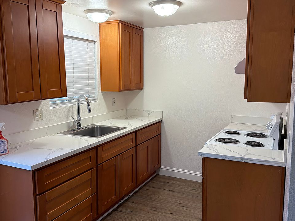 1st image of 455 Esperanza Way #455
